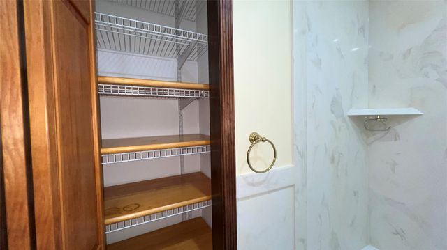 6615 Deer Ridge Lane, Houston, TX 77086