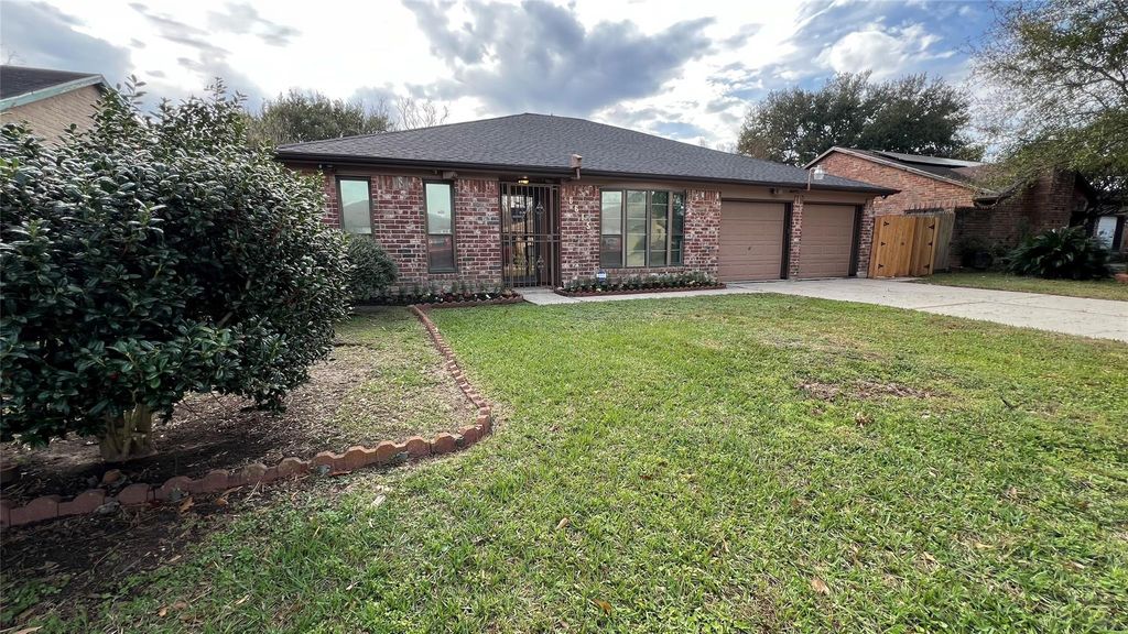 6615 Deer Ridge Lane, Houston, TX 77086