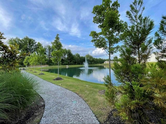 120 KIPLING DR, Oakland, TN 38060