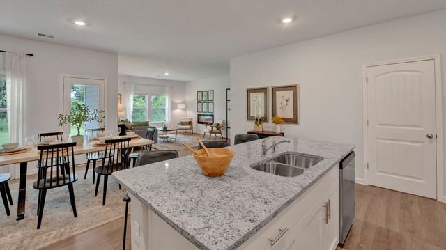 120 KIPLING DR, Oakland, TN 38060