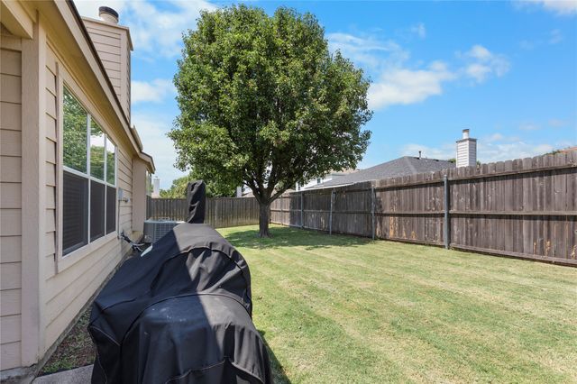 4501 Hawk Lane, Sherman, TX 75092