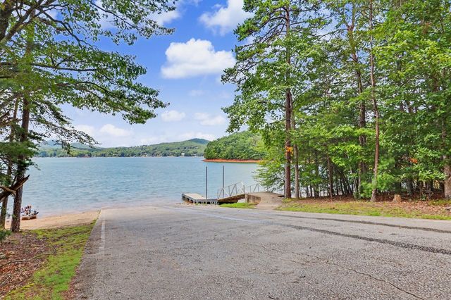 93 Lori Lane, Blairsville, GA 30512
