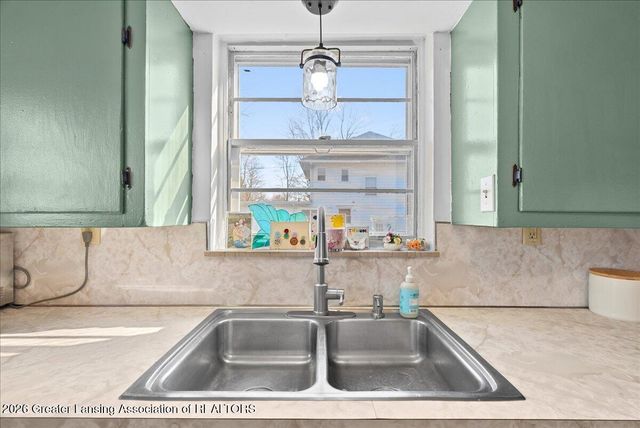 228 Marshall Street, Lansing, MI 48912