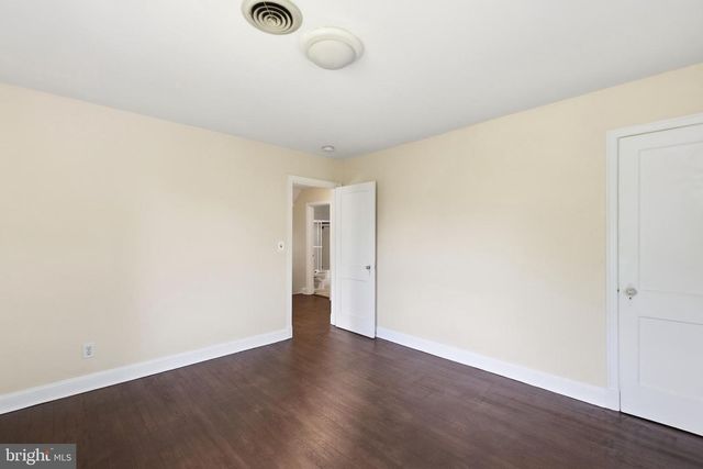 305 W DIAMOND AVE, Gaithersburg, MD 20877