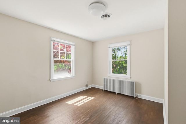 305 W DIAMOND AVE, Gaithersburg, MD 20877