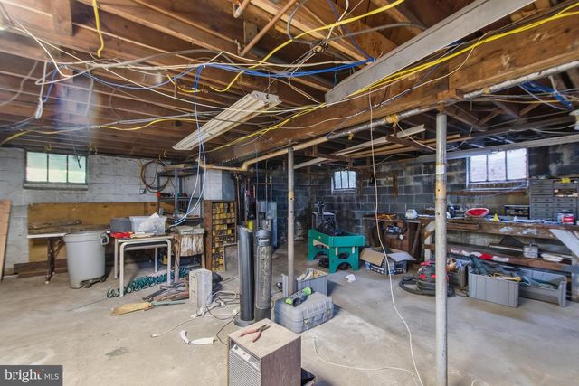 305 W DIAMOND AVE, Gaithersburg, MD 20877