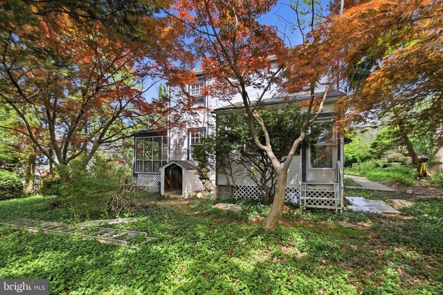 305 W DIAMOND AVE, Gaithersburg, MD 20877