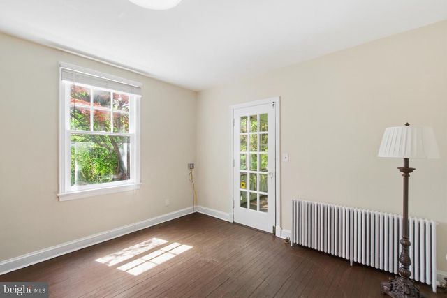 305 W DIAMOND AVE, Gaithersburg, MD 20877