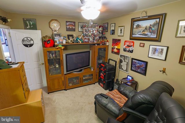 2603 VESER LN, Willow Grove, PA 19090