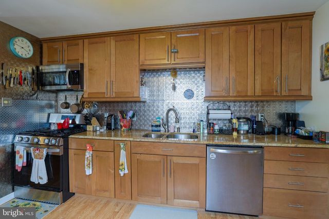 2603 VESER LN, Willow Grove, PA 19090
