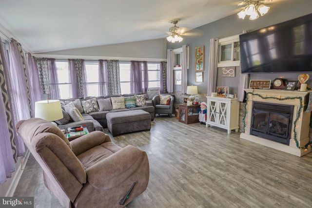 2603 VESER LN, Willow Grove, PA 19090