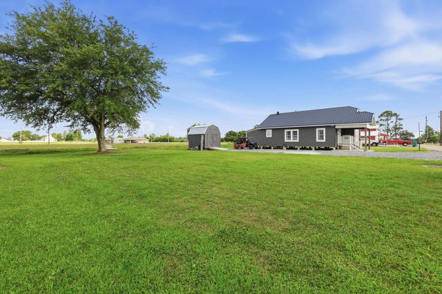 122 Sunny Acres Drive, Lockport, LA 70374