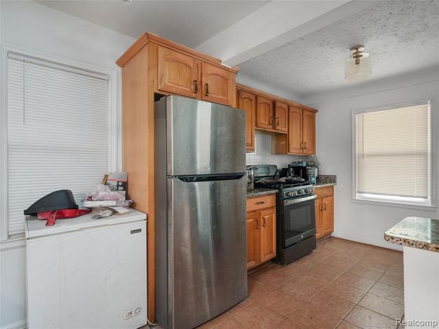 14473 Carlisle Street, Detroit, MI 48205