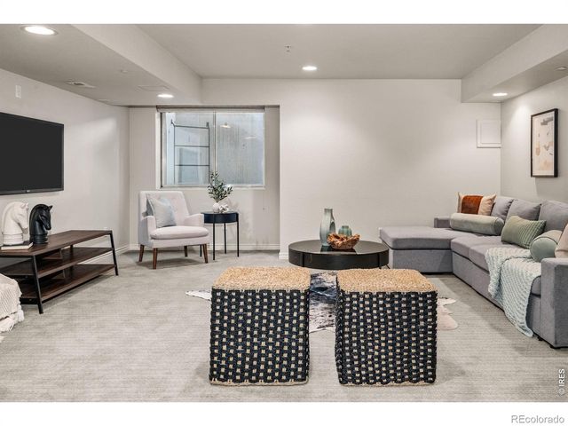 6 S Monroe Street, Denver, CO 80209
