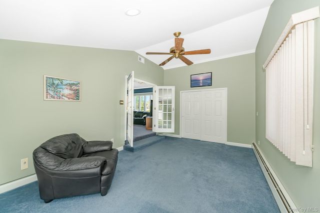 18 Byron Road, Commack, NY 11725