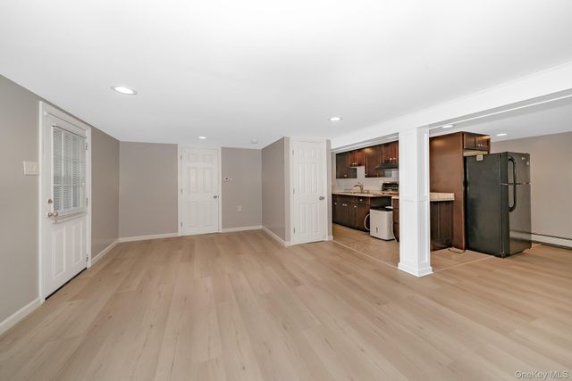 18 Byron Road, Commack, NY 11725