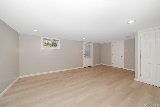 18 Byron Road, Commack, NY 11725