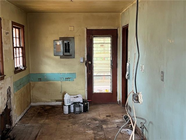 2090 Cherry Lane, Decatur, GA 30032