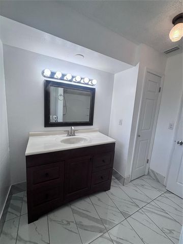 4907 NE 6TH STREET, Ocala, FL 34470