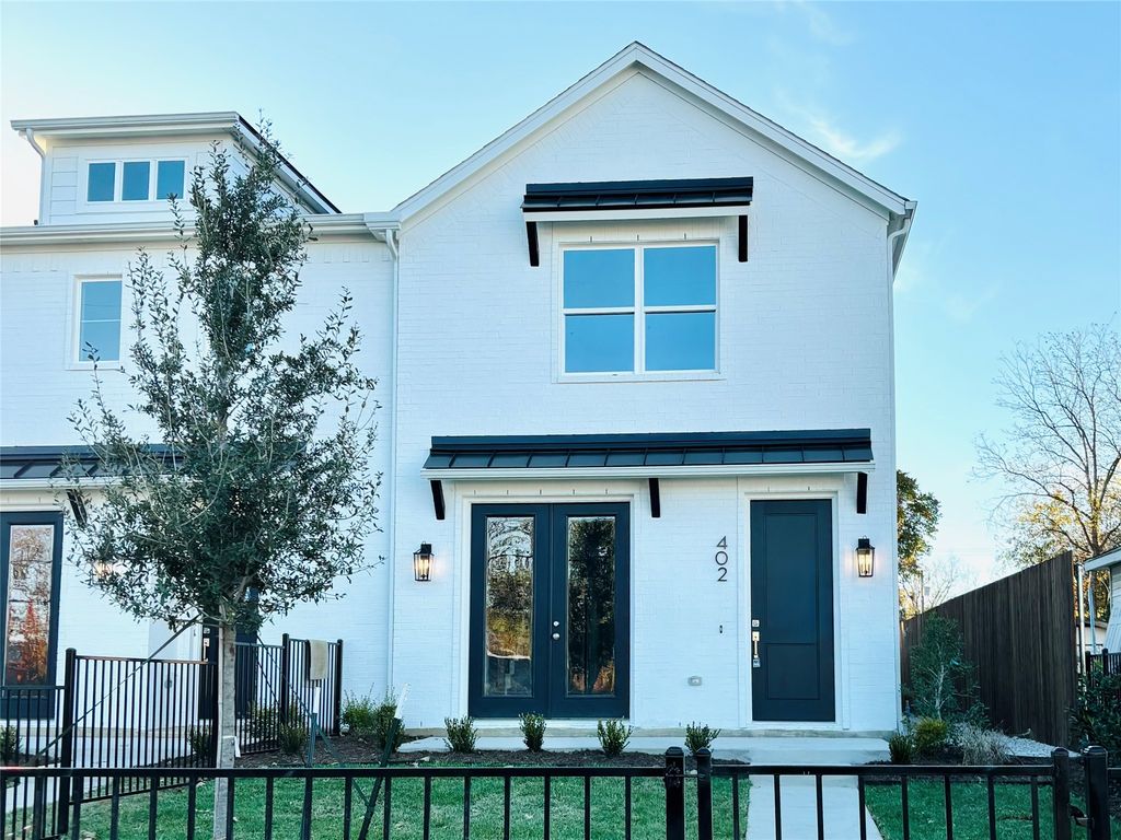 402 Sunset Lane, Fort Worth, TX 76114