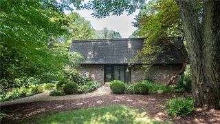 121 Finnin Rd, Allegheny Twp, PA 15068