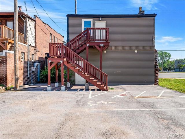 8808 Saint Charles Rock Road Road, St Louis, MO 63114