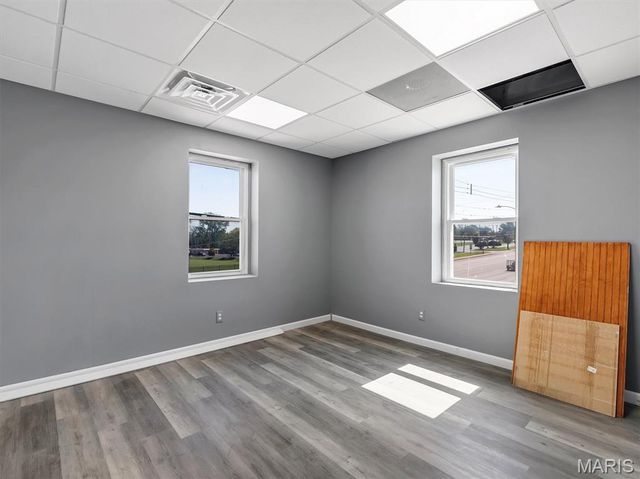 8808 Saint Charles Rock Road Road, St Louis, MO 63114