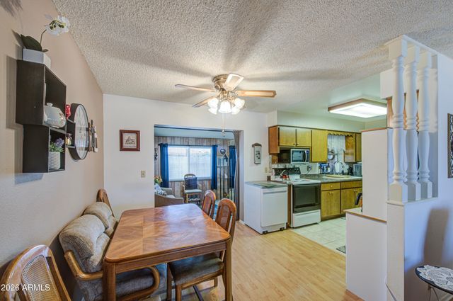 4023 E CLOVIS Circle, Mesa, AZ 85206