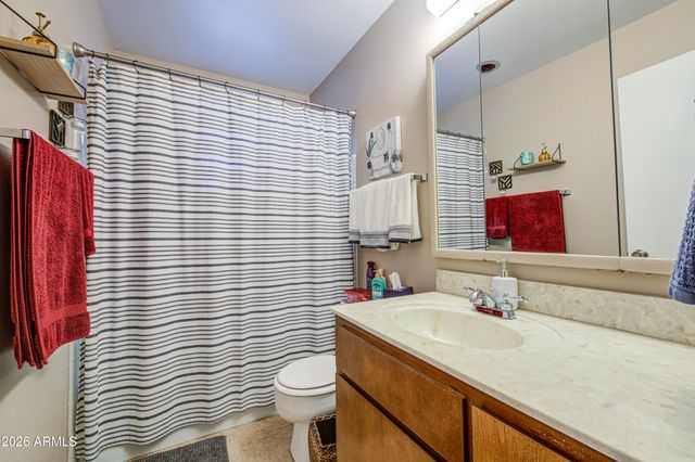 4023 E CLOVIS Circle, Mesa, AZ 85206