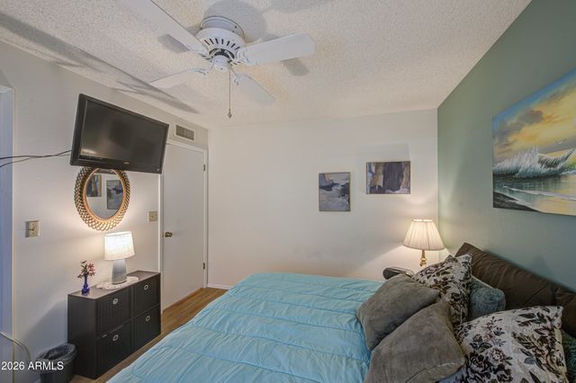 4023 E CLOVIS Circle, Mesa, AZ 85206