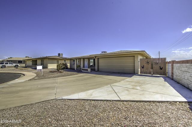 4023 E CLOVIS Circle, Mesa, AZ 85206