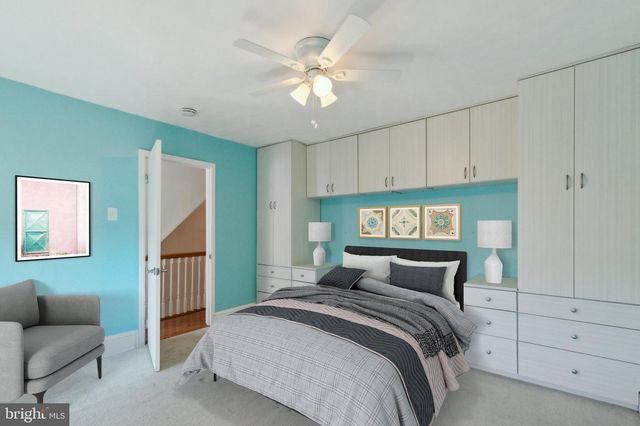 332 SPRING MILL AVE, Conshohocken, PA 19428