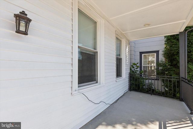 332 SPRING MILL AVE, Conshohocken, PA 19428