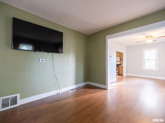 1306 CATHERINE Street, Pekin, IL 61554