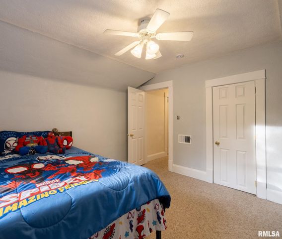 1306 CATHERINE Street, Pekin, IL 61554