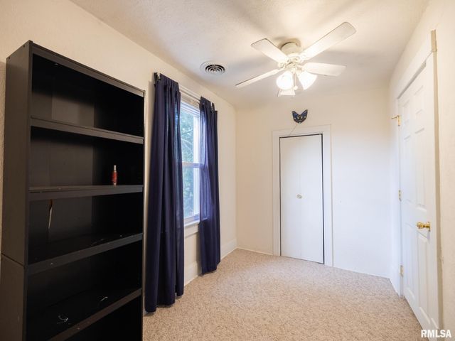 1306 CATHERINE Street, Pekin, IL 61554
