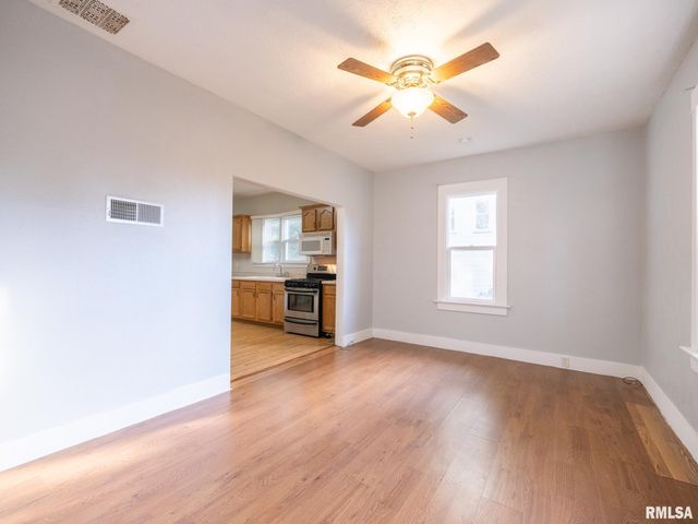 1306 CATHERINE Street, Pekin, IL 61554
