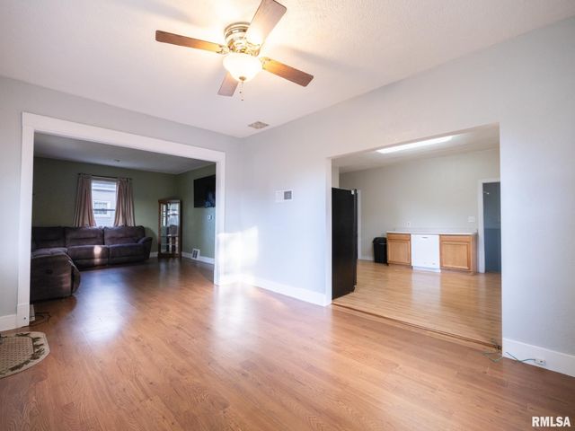 1306 CATHERINE Street, Pekin, IL 61554