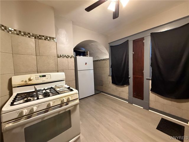 661 Minnesota Avenue, Buffalo, NY 14215