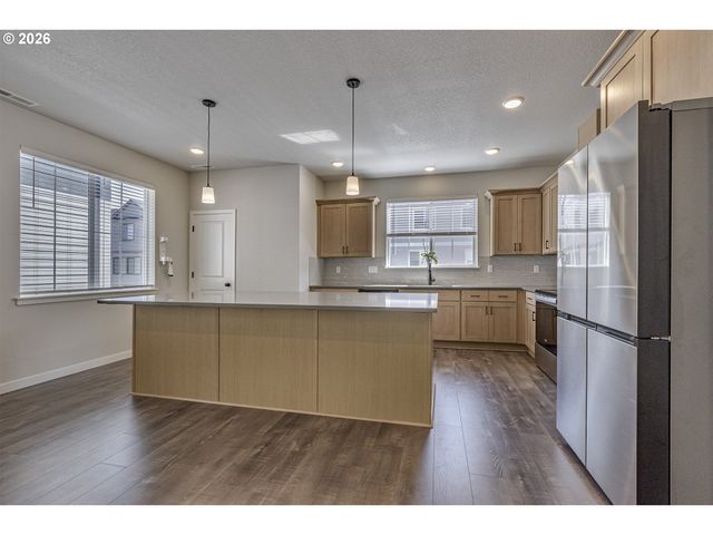 3382 Se BROOKWOOD Ave, Hillsboro, OR 97123