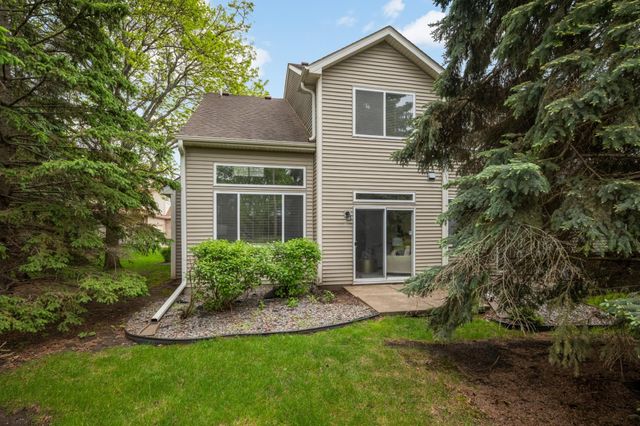 2198 Water Lilly Lane, Eagan, MN 55122