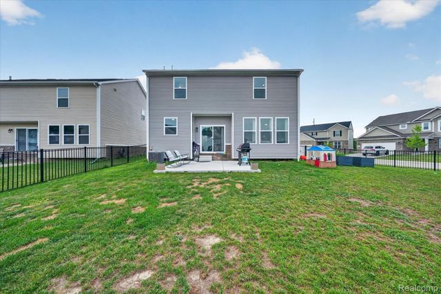 41372 Snowdon Drive, Clinton Charter Township, MI 48038
