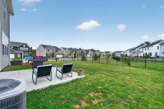 41372 Snowdon Drive, Clinton Charter Township, MI 48038