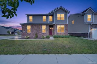 41372 Snowdon Drive, Clinton Charter Township, MI 48038