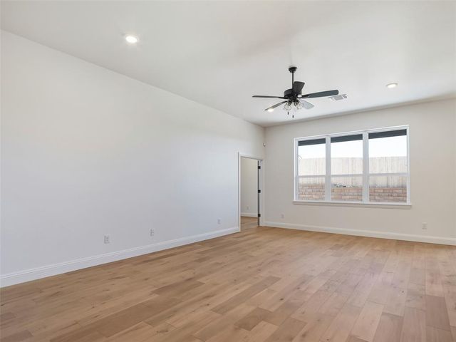 16208 Dakota Drive, Oklahoma City, OK 73170