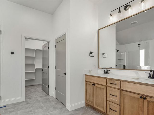 16208 Dakota Drive, Oklahoma City, OK 73170