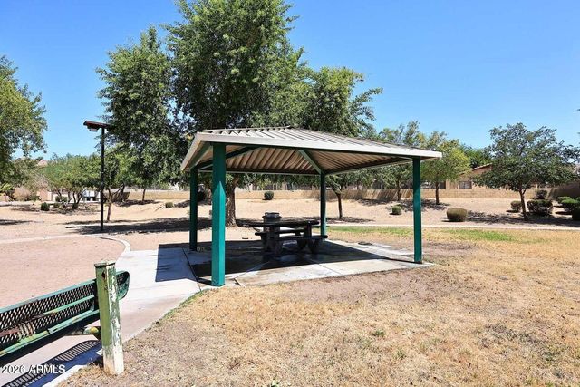6222 W Warner Street, Phoenix, AZ 85043