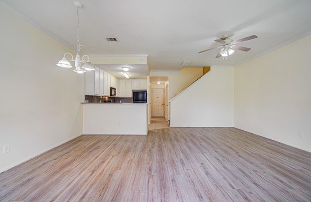 3815 Shire Valley Drive, Missouri City, TX 77459