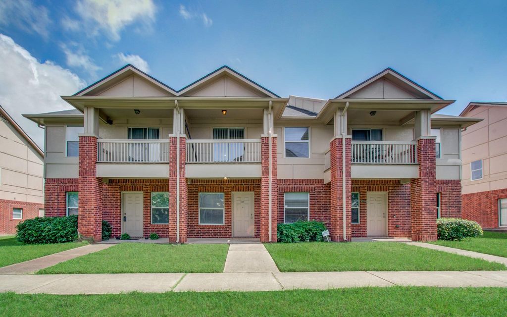 3815 Shire Valley Drive, Missouri City, TX 77459