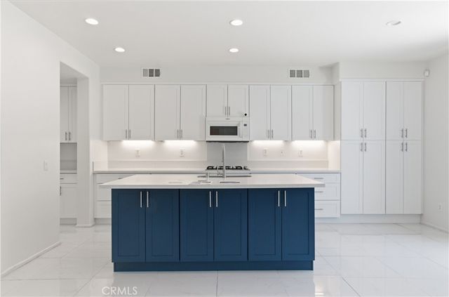 6552 Gold Dust Street, Eastvale, CA 92880